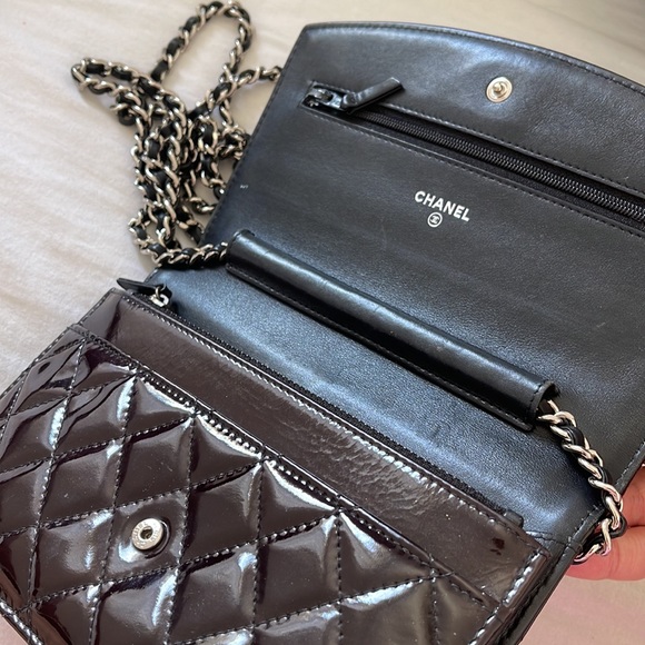 CHANEL BRILLIANT WOC - Picture 3 of 12